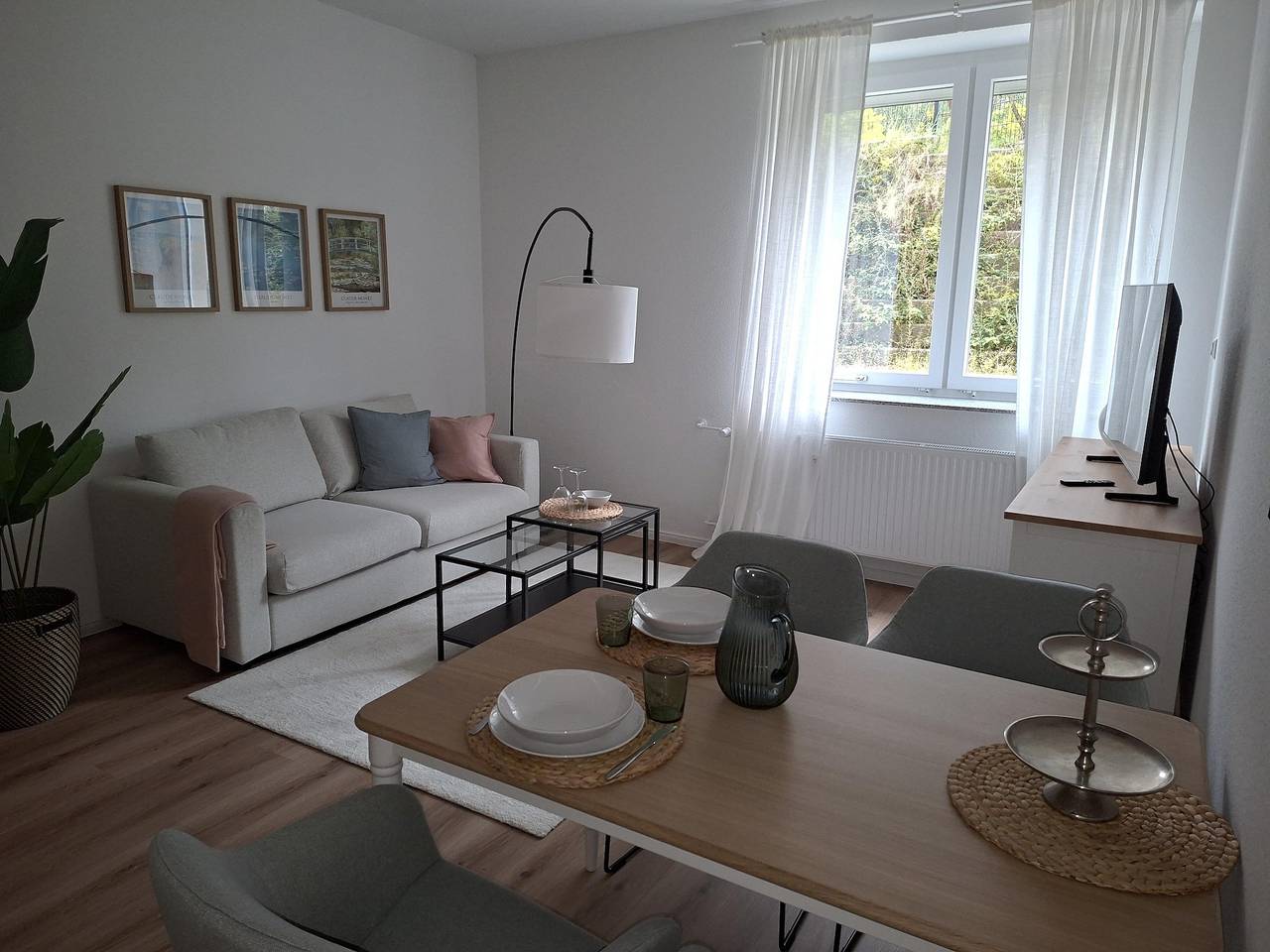 Ganze Ferienwohnung, Barrierearme Ferienwohnung am Königsberg in Bad Pyrmont, Weserbergland