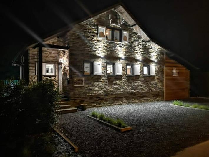 Location de vacances pour 7 personnes, avec vue et jardin dans Laviot - 2