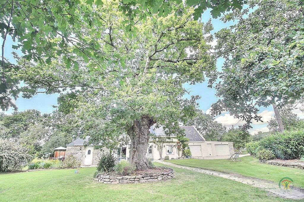 Loc'tinwen in Theix, Côte des Mégalithes