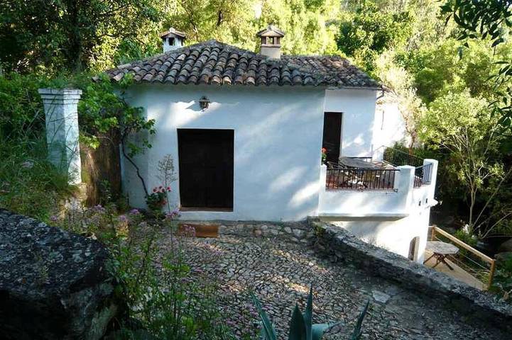 Gîte pour 5 personnes, avec Terrasse et Jardin à Grazalema