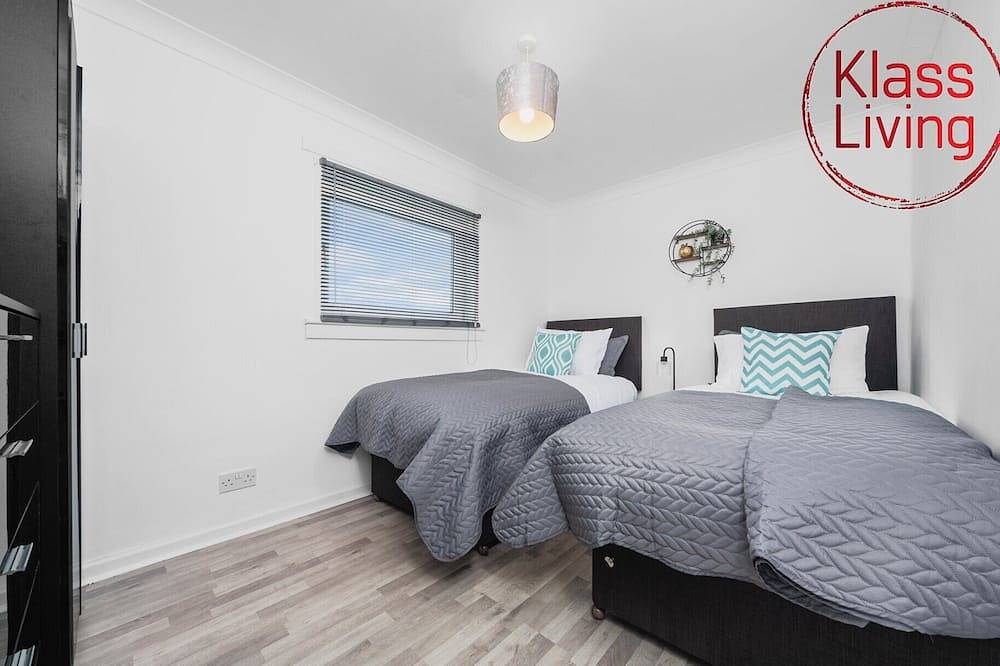 Geheel appartement, Spacious 3 bedroom maisonette property with pool table. in North Lanarkshire