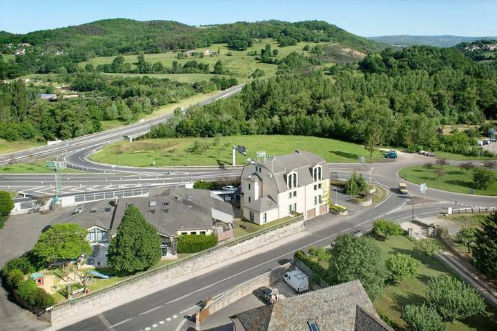 Hôtel pour 2 personnes, avec vue et jardin, adapté aux familles