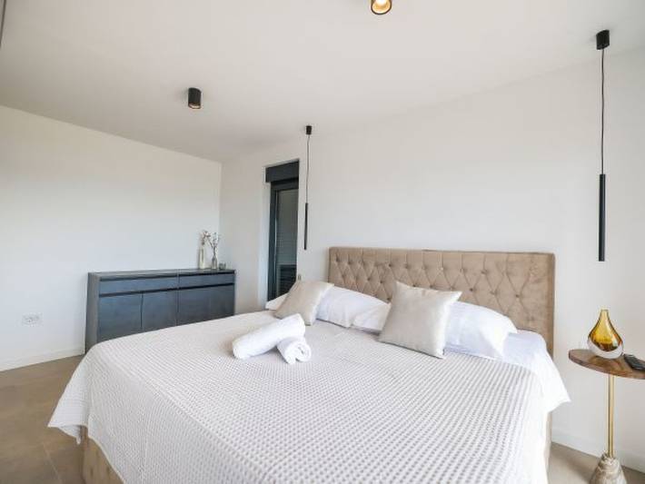 Ferienhaus für 10 Personen, mit Balkon in Maslenica - 4