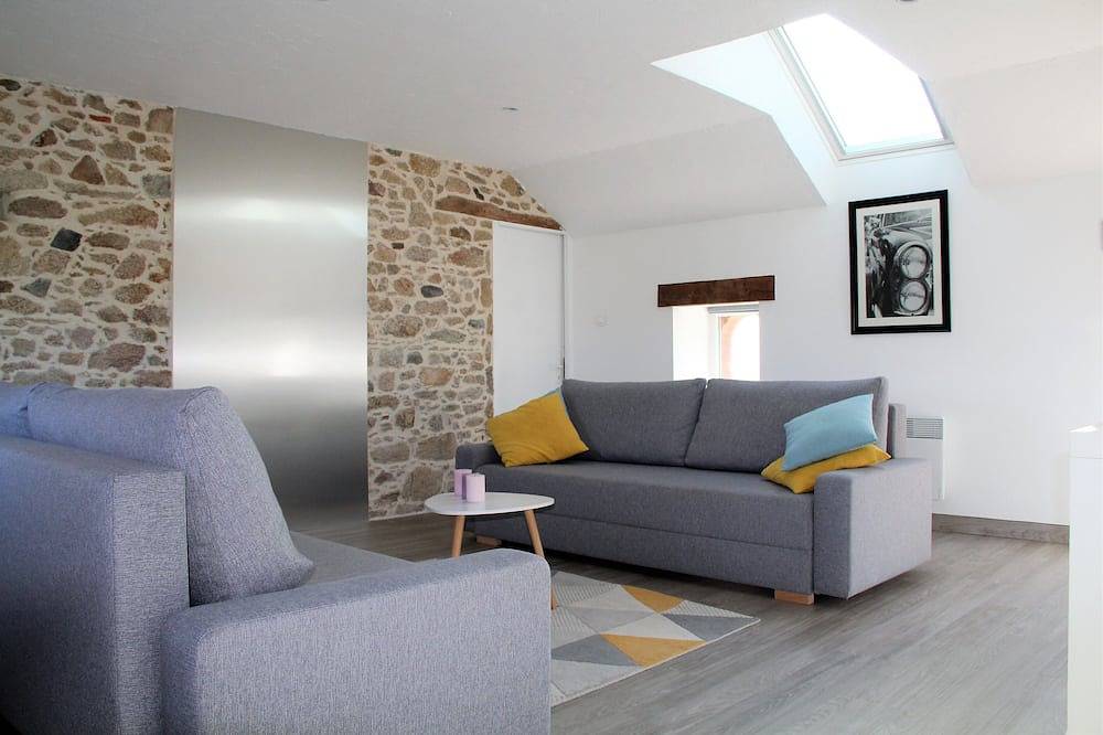 Apartamento entero, El ático renovado para su comodidad. in La Chapelle-Largeau, Mauléon
