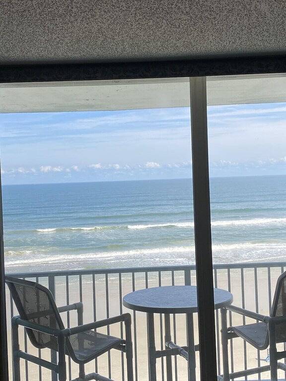Ganze Wohnung, Direct Ocean Front Penthouse Studio zu Fuß zu viel! in Daytona Beach, Florida