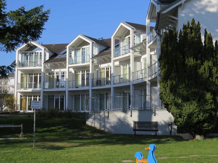 Ferienpark für 3 Personen, mit Balkon und Garten in Göhren