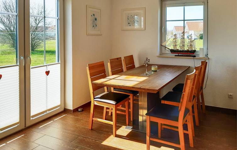 Gemütliches Apt mit Terrasse & Parkplatz, 2km zur Küste - Vaschvitz 800m in Vaschvitz, Trent