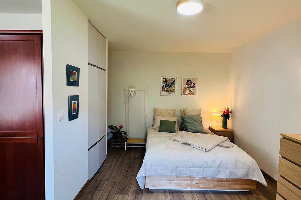 Appartamento intero, Modern loft – Central & Close to Basel/ Airport/ De in Saint-Louis, Mulhouse e dintorni