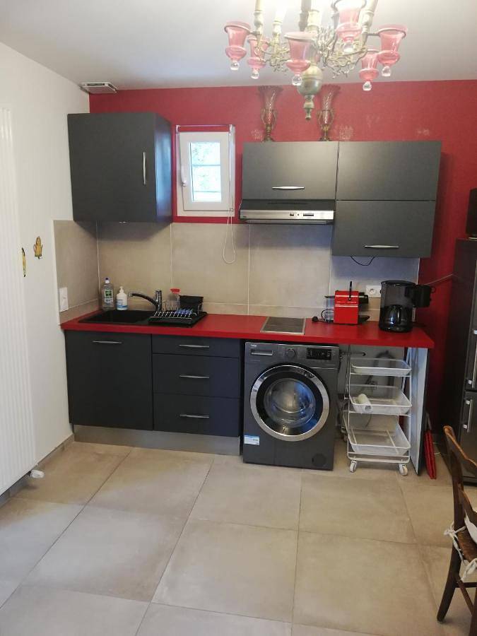 Appartement entier, Appartement de plain pied dans la verdure in Yerres, Essonne