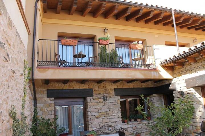 Casa rural para 2 personas, con jardín y balcón en Bajo Aragón - 2