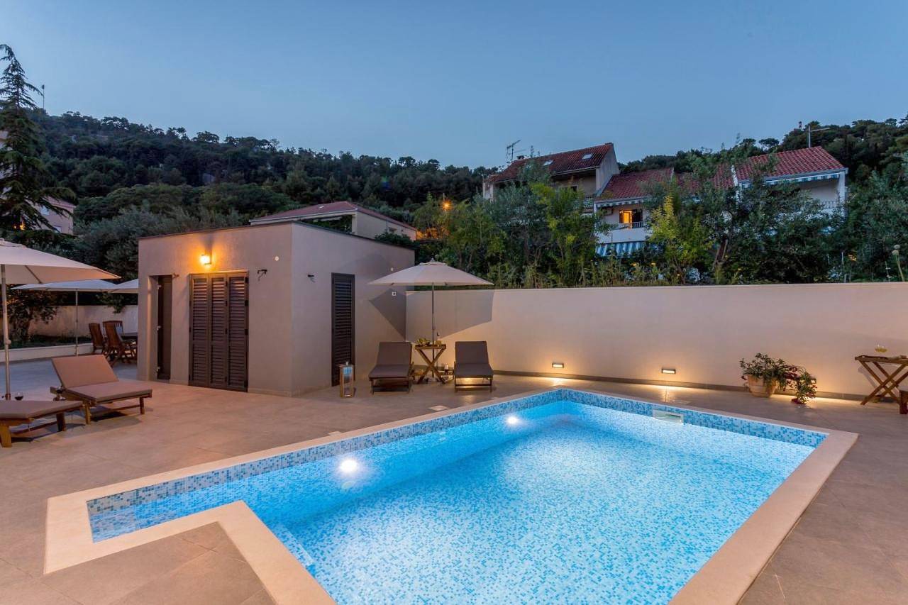 2Nightstudios in Plaža Ježinac, Split