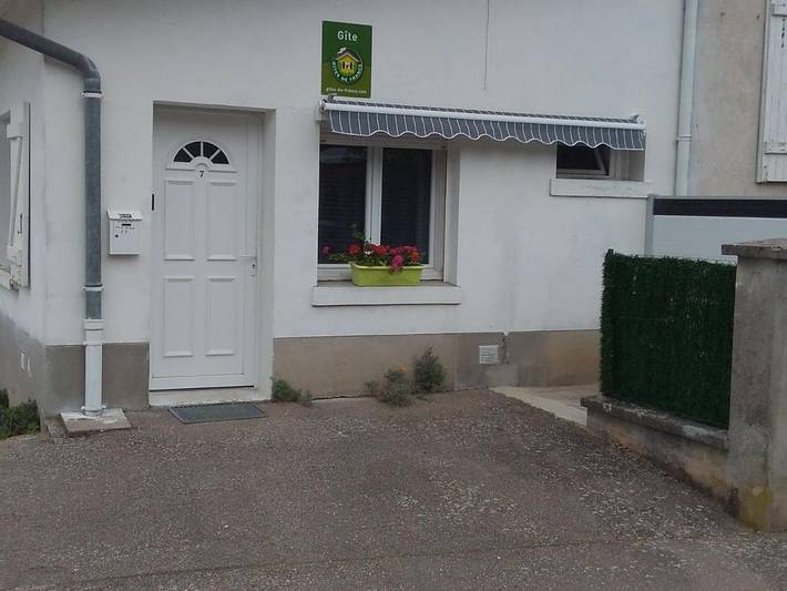 Location de vacances pour 2 personnes, avec terrasse à Vincey