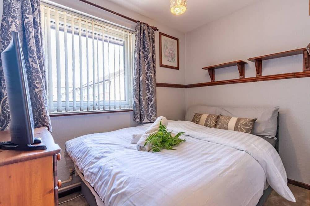 Central Aster House 3 Bedrooms Parking in Nottingham, East Midlands