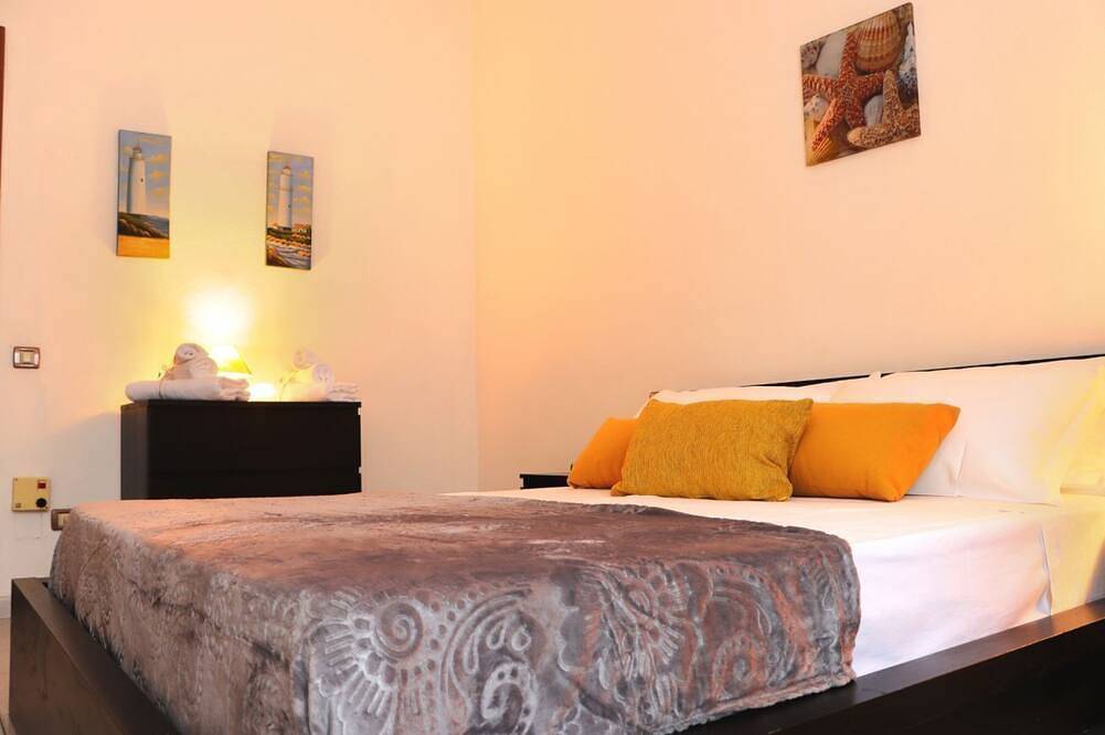 Entire apartment, A few steps from Legnano station (Miko Apartment) in Legnano, Milan Province