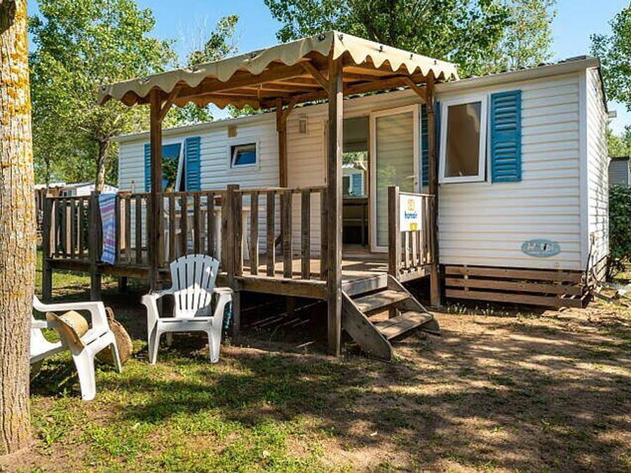 Camping maeva Escapades Millau Plage - Mobilhome 4 personas - Mobil-home | Confort | 2 Dormitorios | 4 Pers. | Terraza elevada in Millau (Francia), Parc naturel régional des Grands Causses
