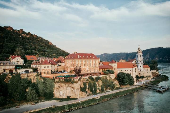 Hotel für 2 Personen, mit Terrasse und Garten sowie Pool und Sauna in Dürnstein