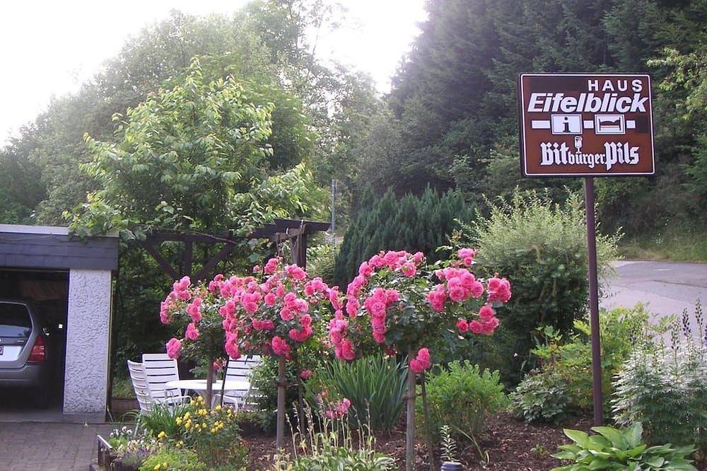 Apartment 1 for 2-3 people - Pension Eifelblick in Bermel, Osteifel