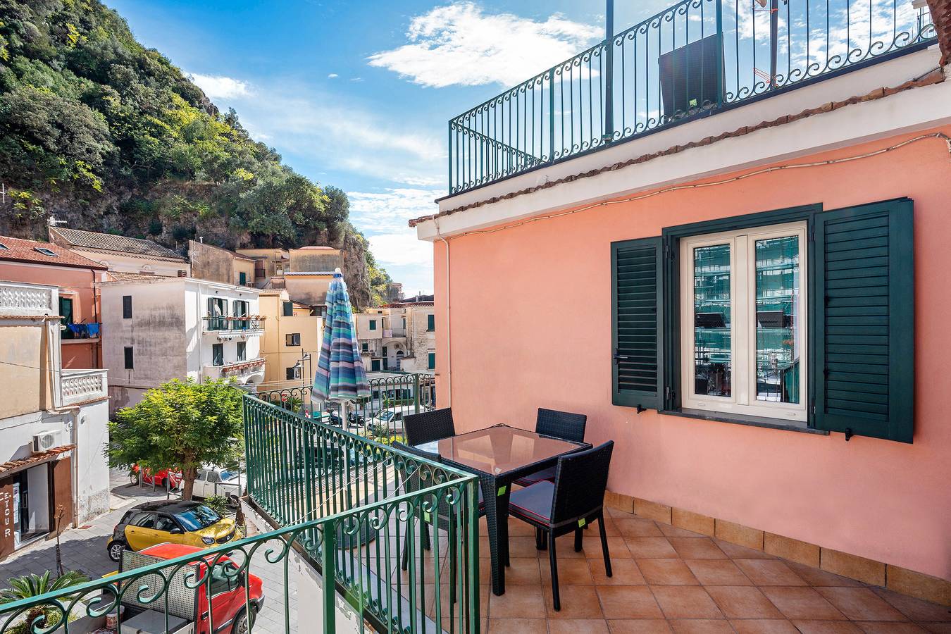 Apartamento entero, Apartamento 'Ce Tour - Casa Cetara Centro' con Balcón, Wi-Fi y Aire Acondicionado in Cetara, Costa Amalfitana