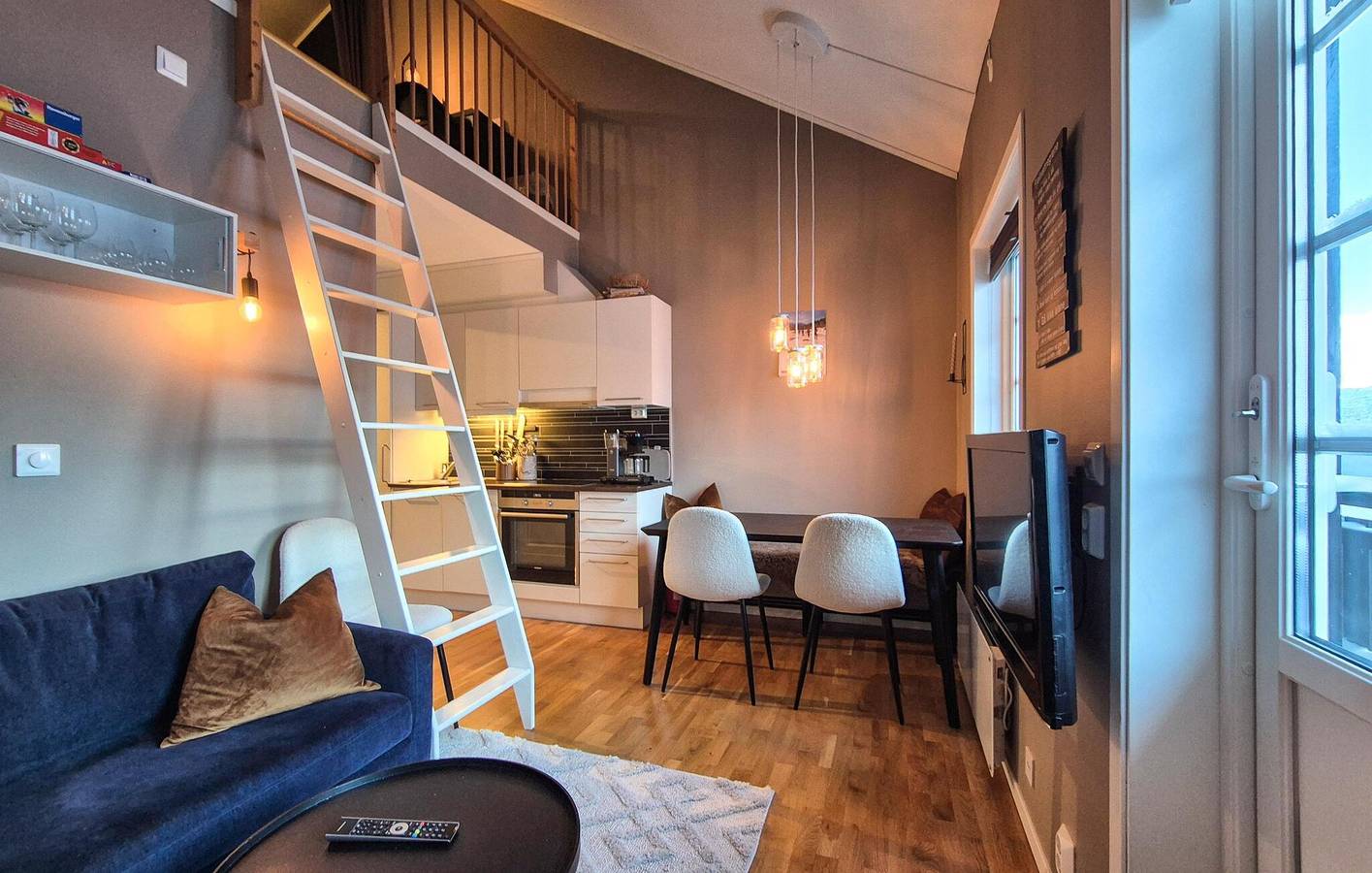 Ganze Ferienwohnung, Ferienwohnung für 5 Personen mit Terrasse in Røldal, Odda