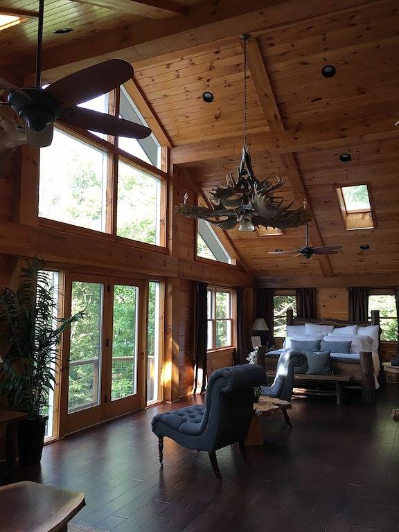 Ferienhaus für 20 Personen, mit Garten und Whirlpool in North Carolina