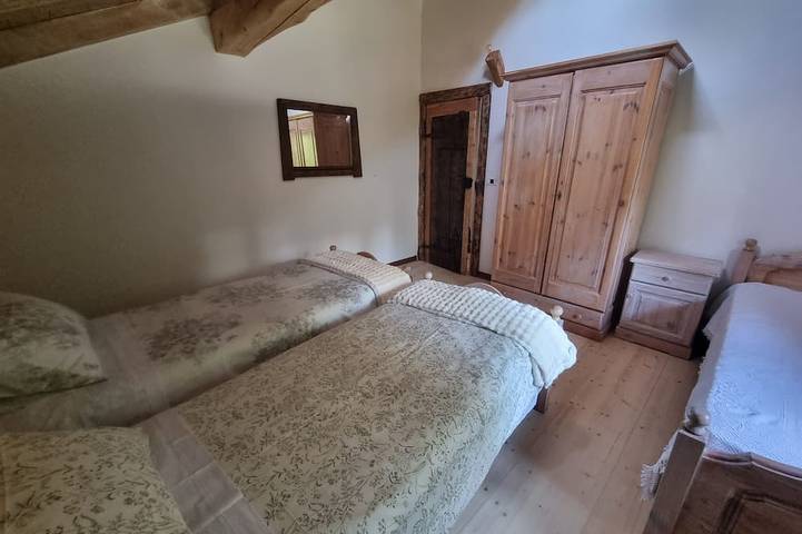 Superb 2-bedroom chalet in charming with barbeque, 1250 mt Trentino-Alto Adige in Roncegno Terme, Valsugana