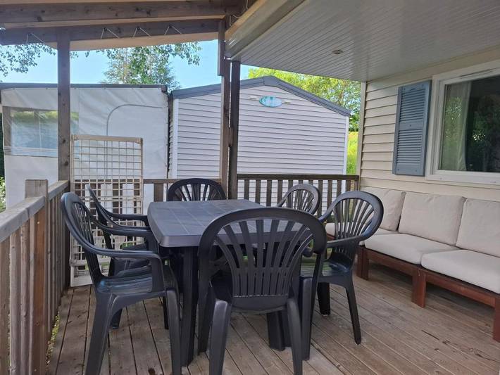 Location de vacances pour 6 personnes, avec terrasse et piscine dans Lac du Laouzas - 4