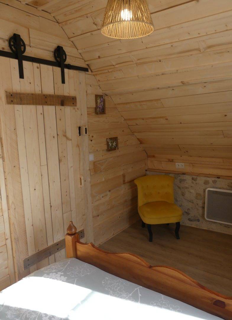 Suite familiale chez l'habitant - Chambre Familiale in La Chapelle-Saint-Martin, Région de Chambéry