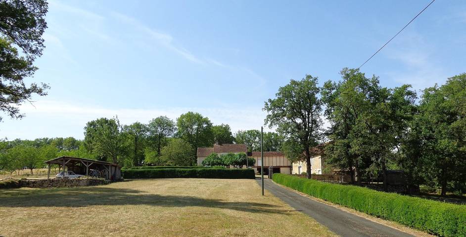 Gîte pour 4 personnes, avec piscine
