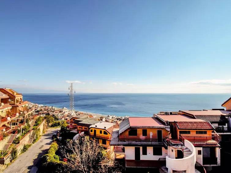 Apartamento entero, 3 Habitaciones 4 Personas in Letojanni, Provincia de Messina