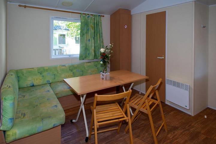 Location de vacances pour 4 personnes, avec piscine ainsi que terrasse et bassin pour enfant, animaux acceptés à Le Bugue - 4