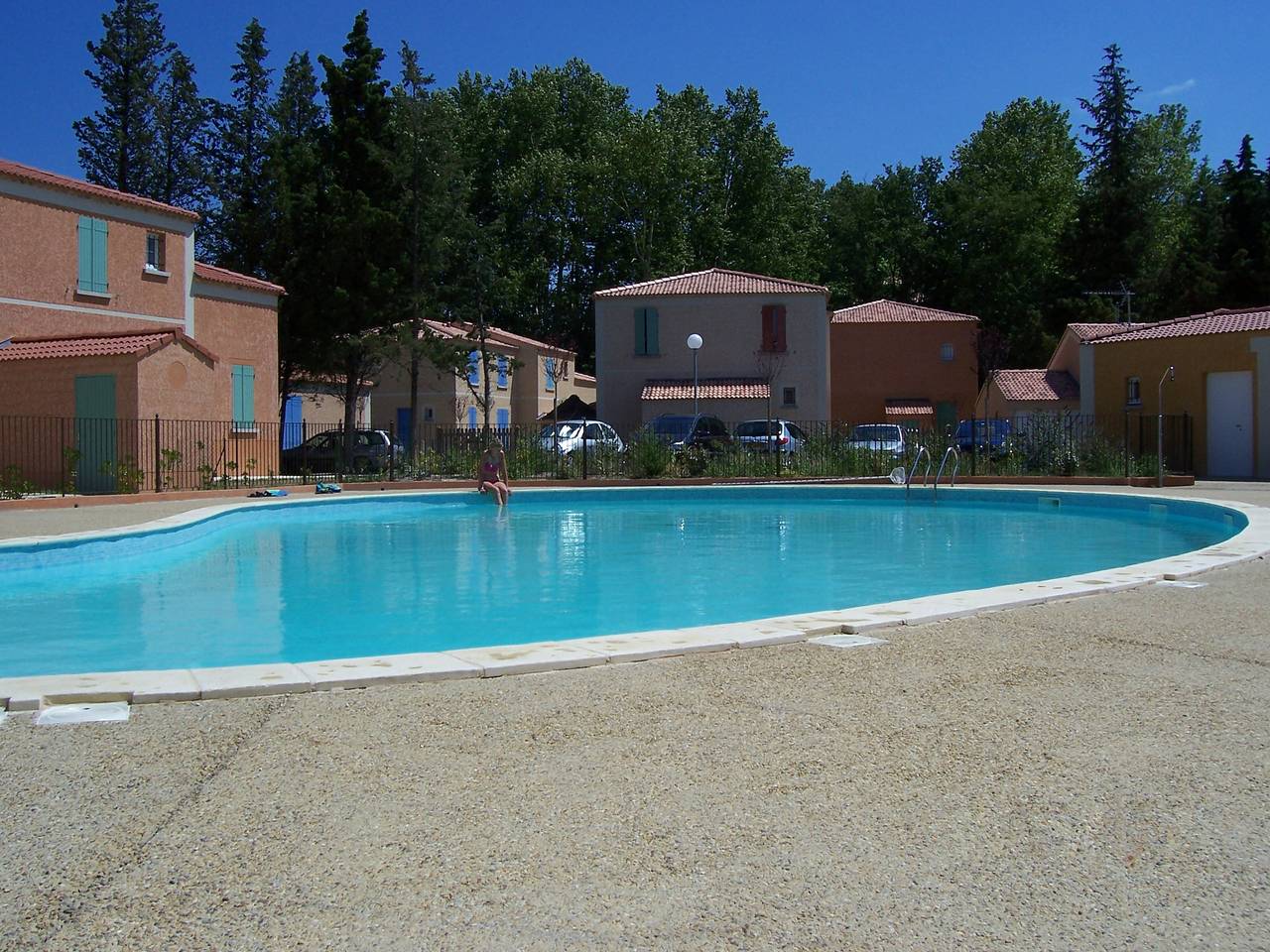 Gîte pour 5 personnes avec piscine in Loriol-du-Comtat, Vaucluse