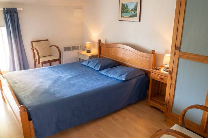 Location de vacances pour 4 personnes, avec Jardin à Antezant-la-Chapelle - 2