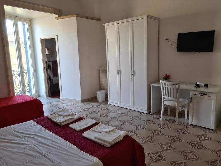 Chambre d’hôte pour 3 personnes, avec terrasse à Parabita - 3