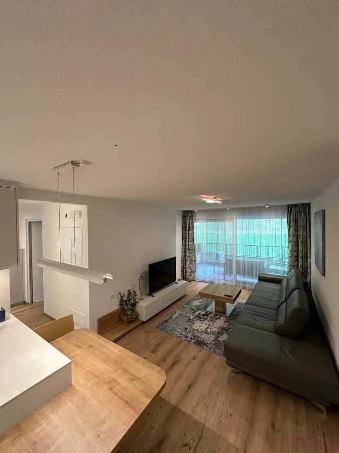 Ferienwohnung für 3 Personen, mit Balkon und Ausblick - 1