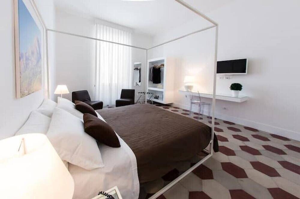 Rhegion B&B - Room with private bathroom in Regio de Calabria, Provincia de Reggio Calabria
