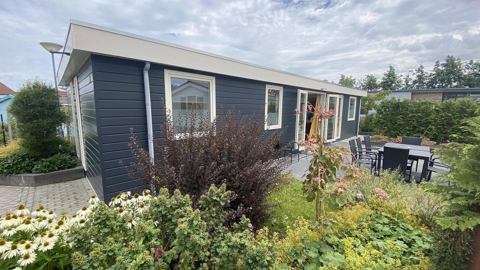 Appartement voor 8 Personen in Sint-Annaland, Nederlandse Noordzeekust