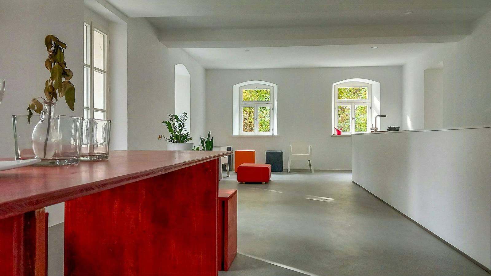 Ganze Wohnung, Minimalistisches Ferienapartment in der Oberpfalz in Neunburg vorm Wald, Naturpark Oberpfälzer Wald
