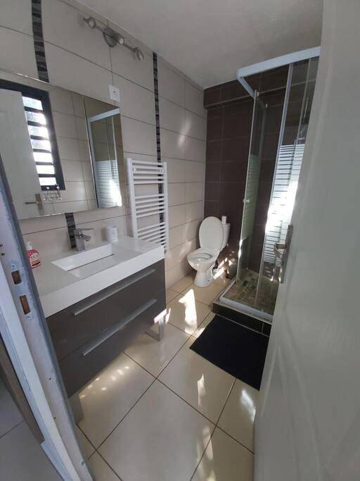 Gîte pour 4 personnes, avec jardin et terrasse dans Le Guillaume - 3