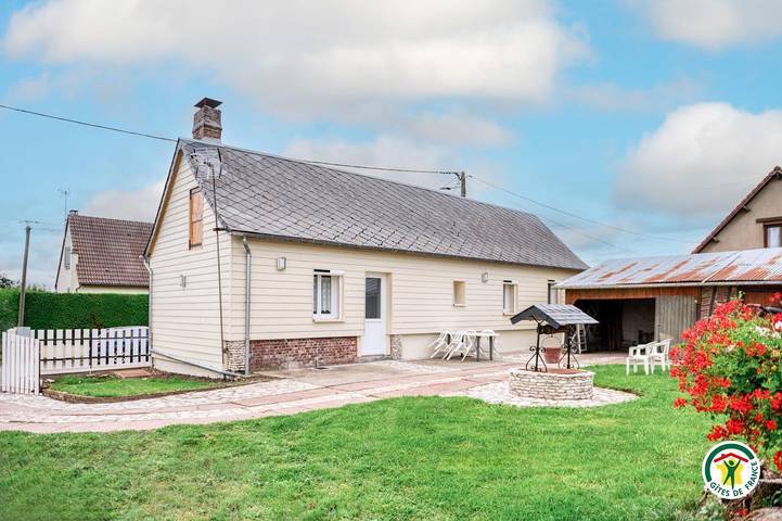 Gîte pour 4 personnes, avec Terrasse ainsi que Jardin et Vue