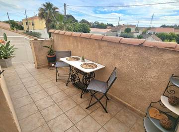Gîte pour 6 personnes, avec terrasse et jardin à Maraussan