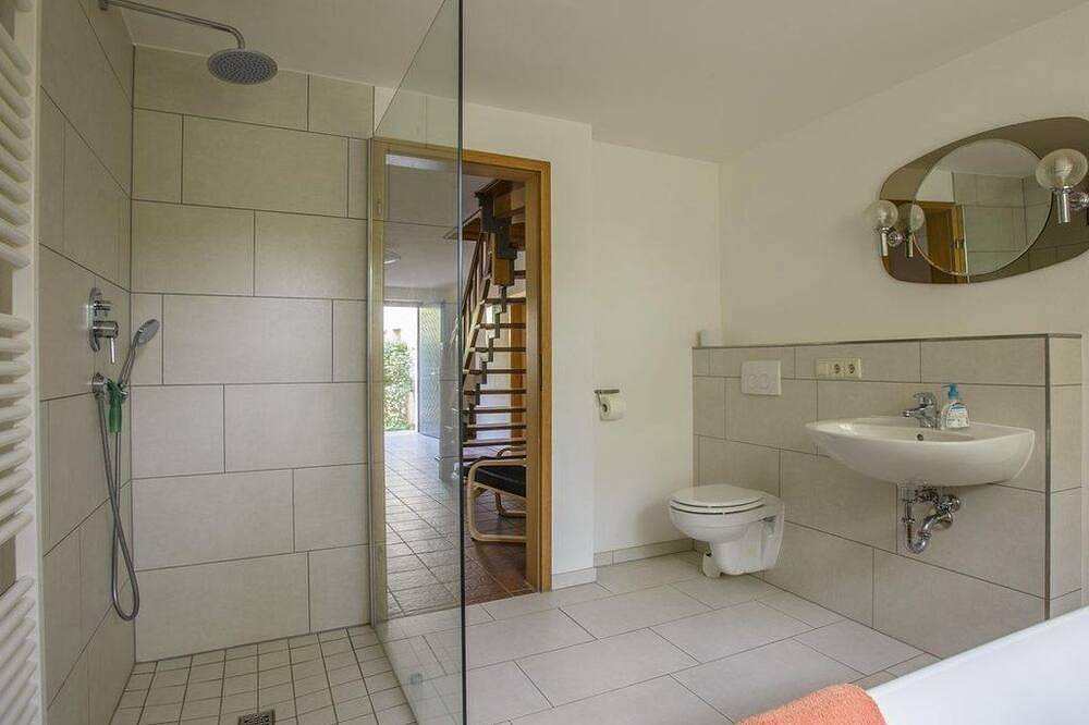 Ferienhaus Sonnenblume - bis 12 Personen - Ferien auf dem Nengshof in Wißmannsdorf, Eifelkreis Bitburg-Prüm