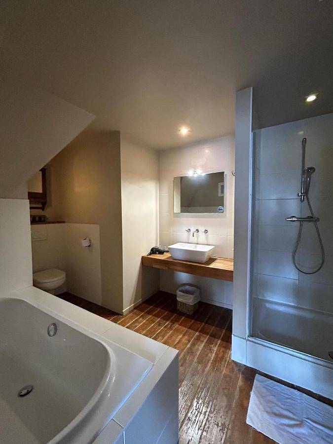 Deluxe Double Room with Shower in La Panne, Côte belge