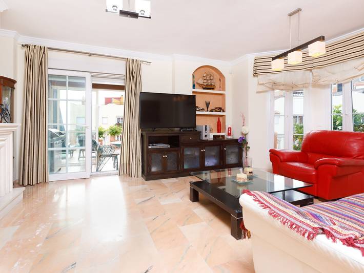 Ferienhaus für 8 Personen, mit Terrasse und Garten in Benajarafe - 2