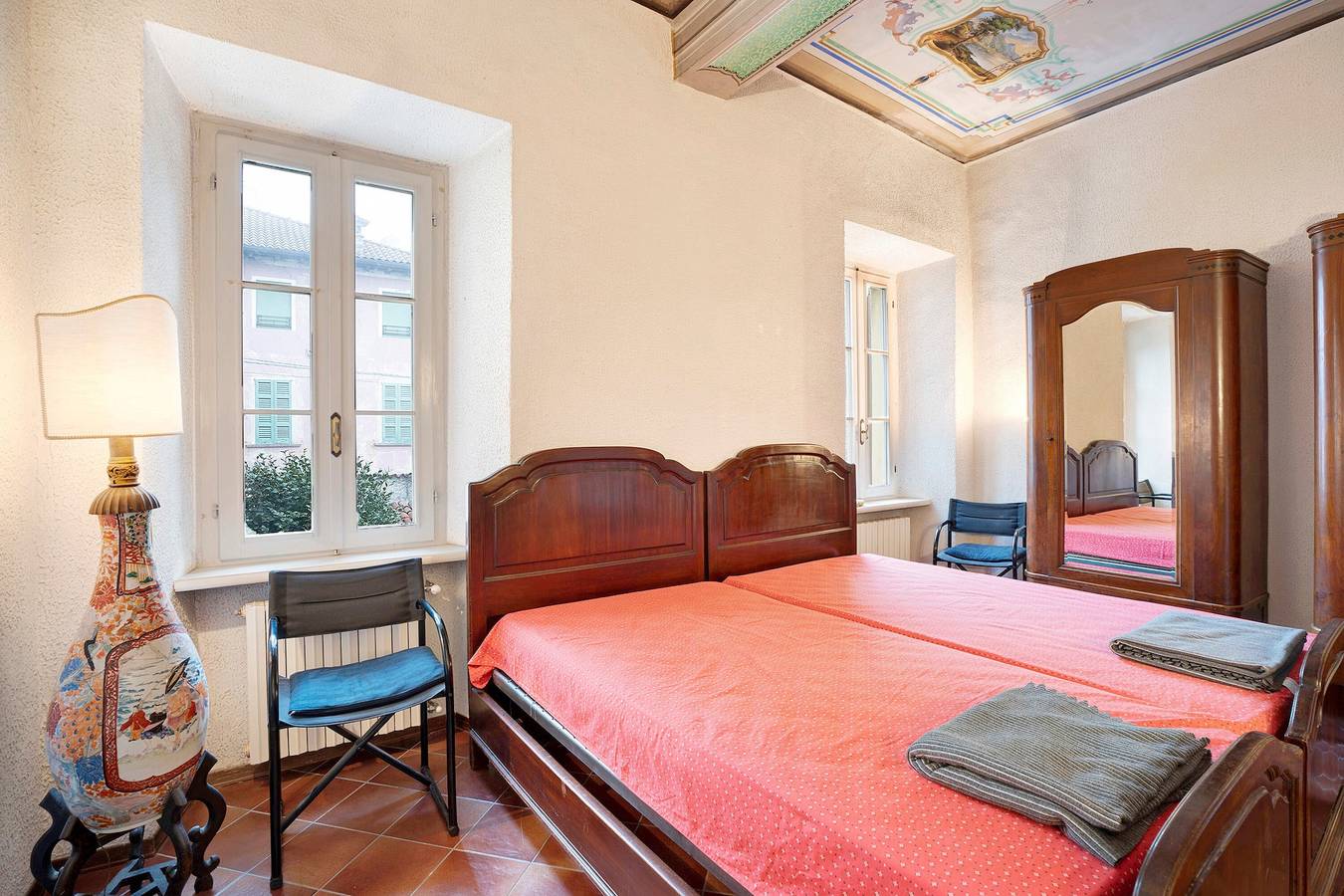 Ganze Wohnung, Ferienwohnung 'In Villa Belli' mit Gemeinschaftsgarten & Wlan in Miasino, Miasino Gemeinde