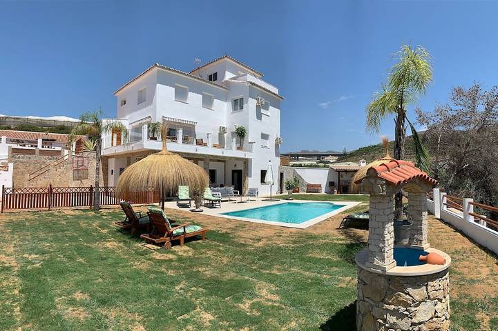 Ferienhaus für 8 Personen, mit Garten und Balkon