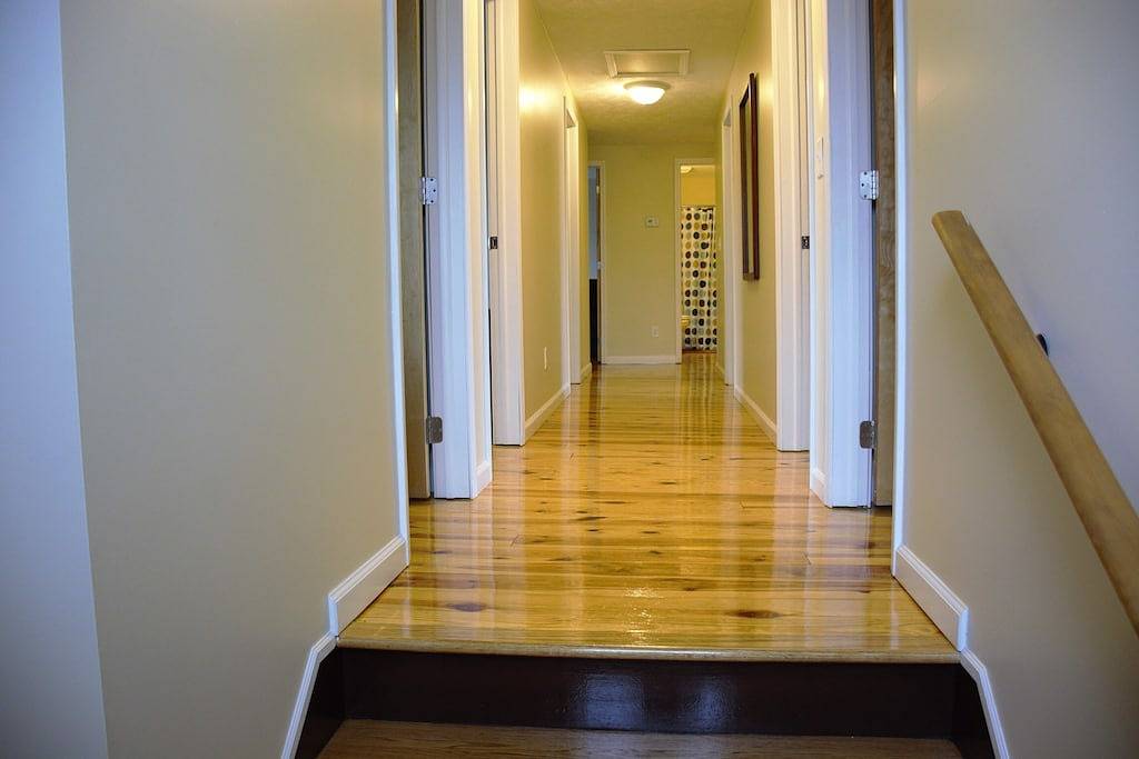 Vacation House for 26 Guests in Geneva-on-the-Lake, Lake Erie