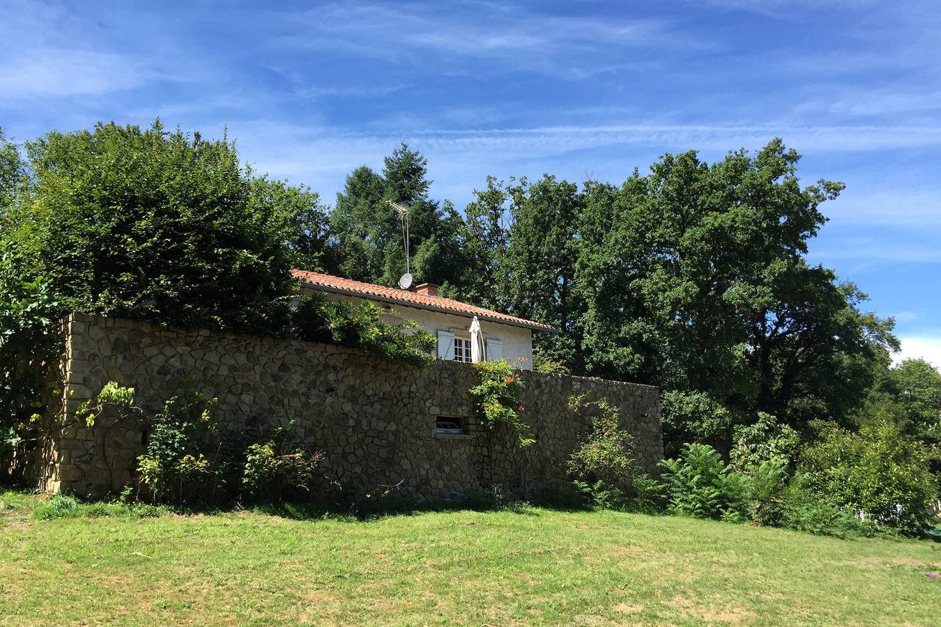 Gîte pour 5 personnes avec piscine in Saint-Laurent-sur-Gorre, Parc naturel régional Périgord-Limousin