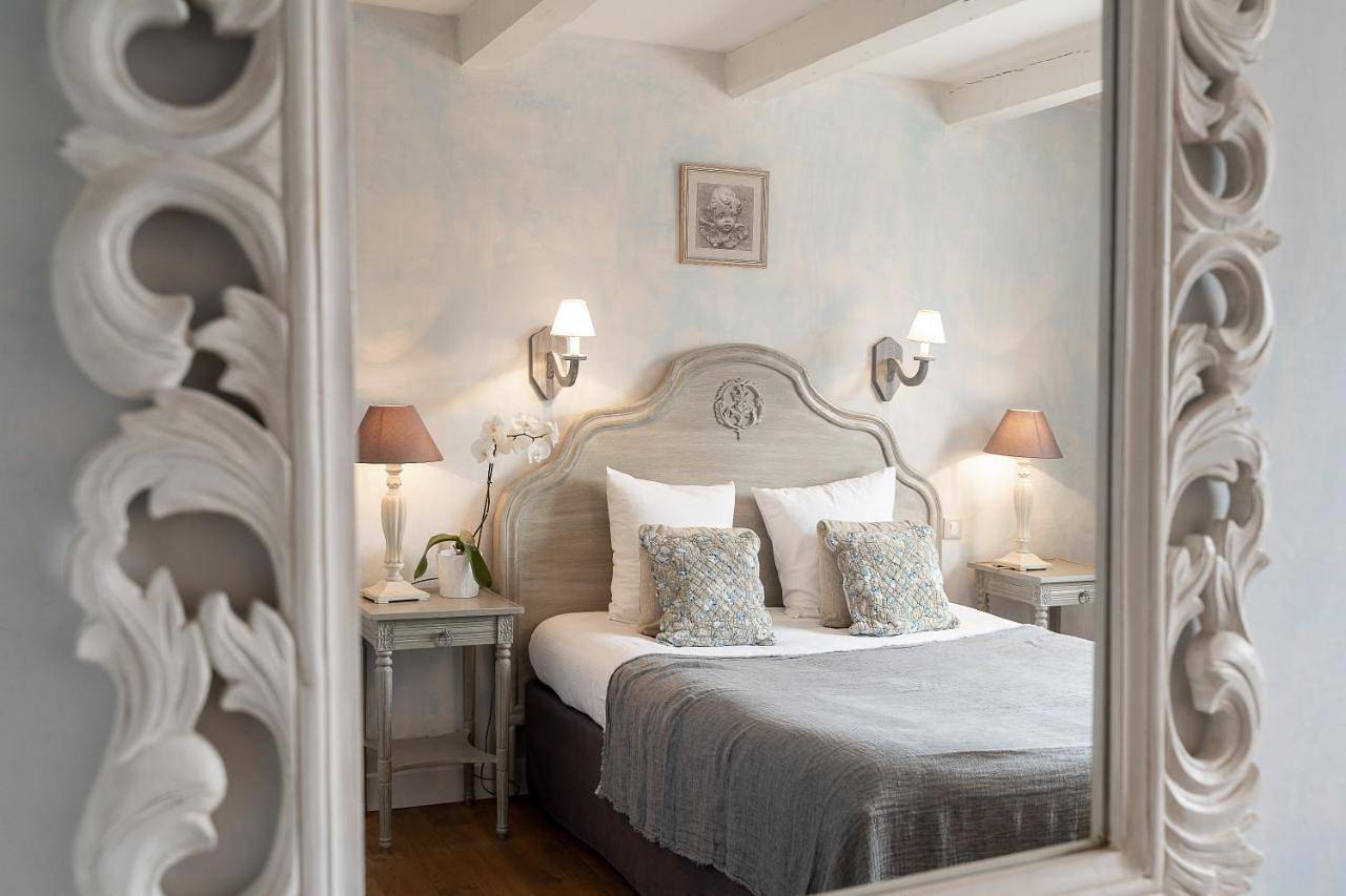 Hôtel Le Pré Saint Michel in Manosque, Parc naturel régional du Luberon