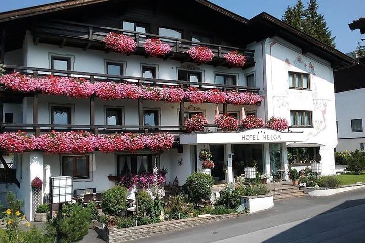 Doppelzimmer Comfort B - Übernachtung Langaufenth. - Hotel Helga in Karwendel (Tirol), Seefeld in Tirol