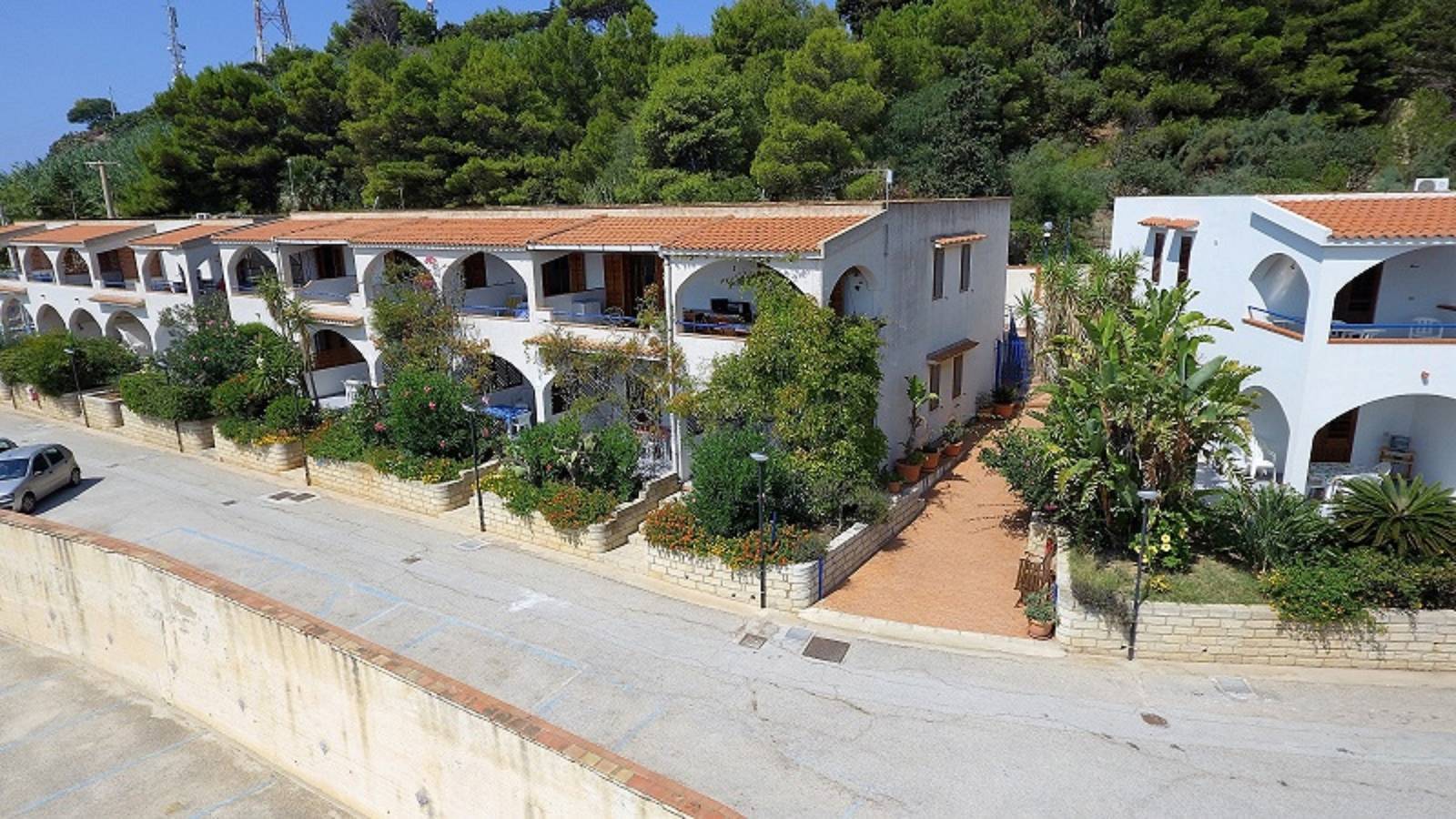 Apartamento entero, Casa de vacaciones con vista panorámica, balcón, wifi, independiente, a 250 m del mar in Localita Rogana, Sciacca